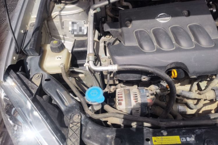 Used Nissan Qashqai 2012 2.0 XL Fire 6MT 2WD Engine Bay Right
