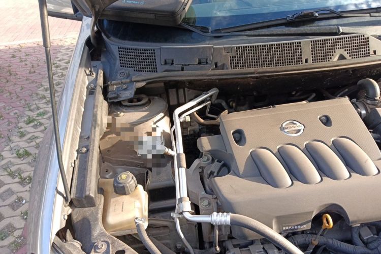 Used Nissan Qashqai 2012 2.0 XL Fire CVT 2WD Engine Bay Right