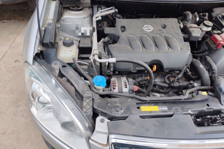 Used Nissan Qashqai 2012 2.0 XL Fire CVT 2WD Engine Bay Right