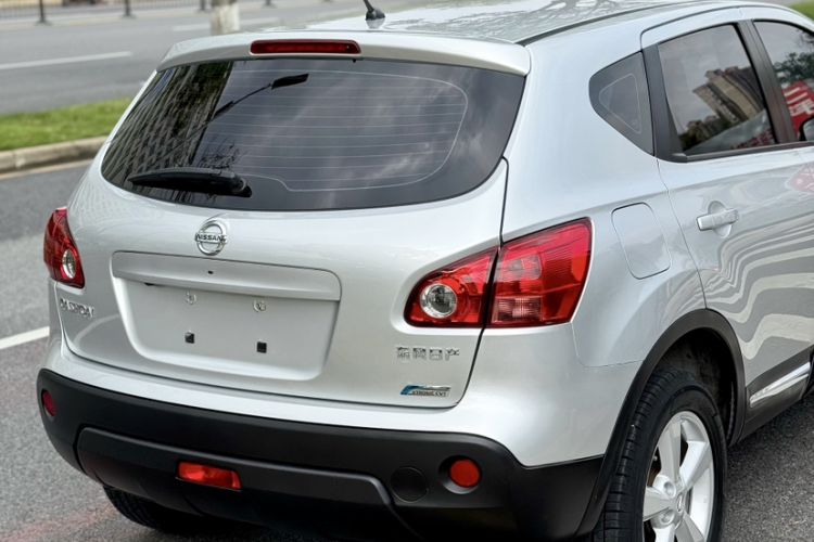 Used Nissan Qashqai 2012 2.0 XV LE CVT 2WD Exterior 3