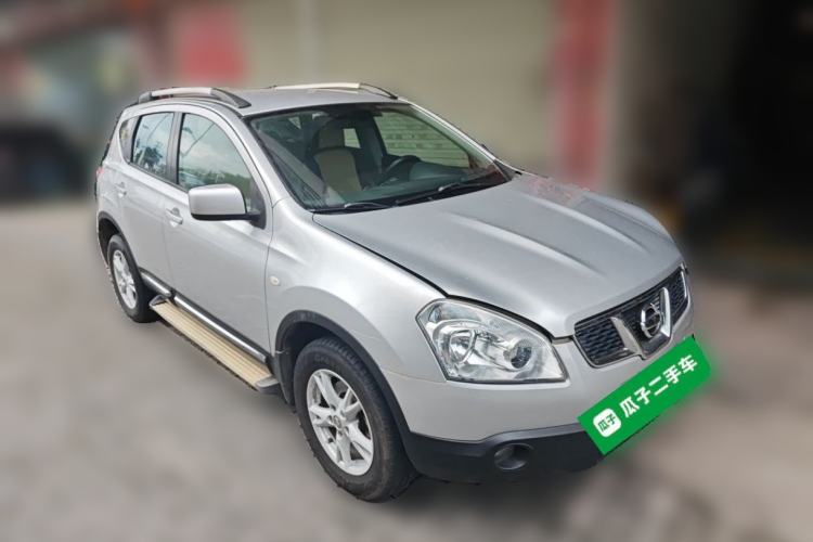 Used Nissan Qashqai 2012 2.0 XL Fire CVT 2WD Front Right 45 Deg