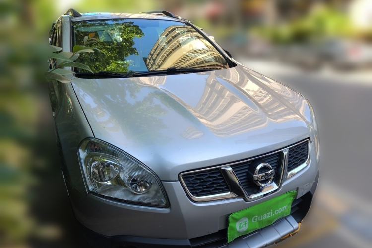 Used Nissan Qashqai 2012 2.0 XV LE CVT 2WD Front Right 45 Deg