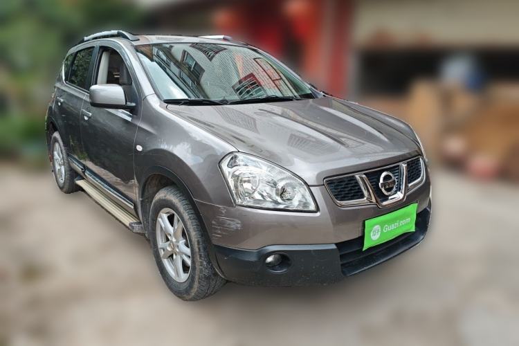 Used Nissan Qashqai 2012 2.0 XL Fire 6MT 2WD Front Right 45 Deg