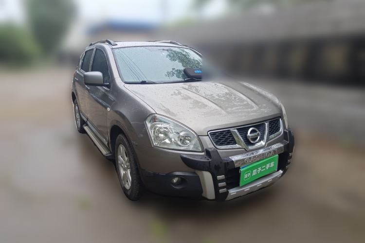 Used Nissan Qashqai 2012 2.0 XL Fire 6MT 2WD Front Right 45 Deg
