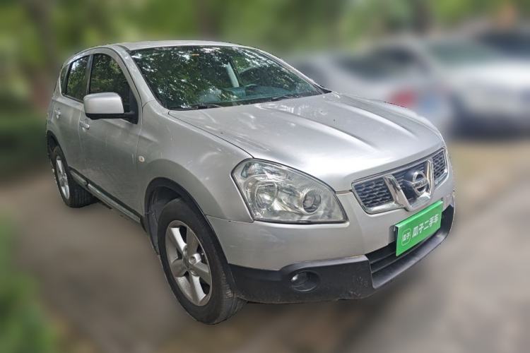 Used Nissan Qashqai 2012 2.0 XV LE CVT 2WD Front Right 45 Deg