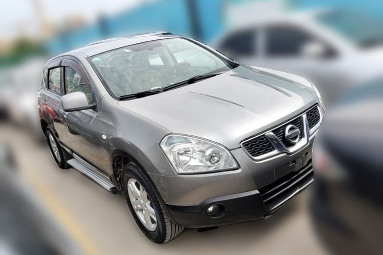 Used Nissan Qashqai 2012 2.0 XL Fire CVT 2WD Front Right 45 Deg