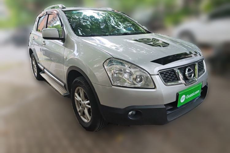 Used Nissan Qashqai 2012 2.0 XL Fire CVT 2WD Front Right 45 Deg