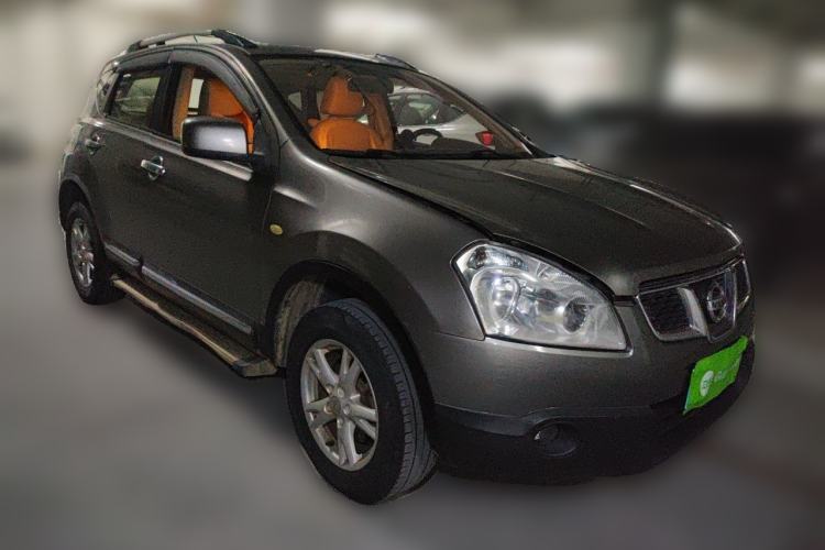 Used Nissan Qashqai 2012 2.0 XL Fire CVT 2WD Front Right 45 Deg