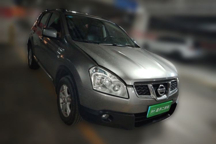 Used Nissan Qashqai 2012 2.0 XL Fire CVT 2WD Front Right 45 Deg