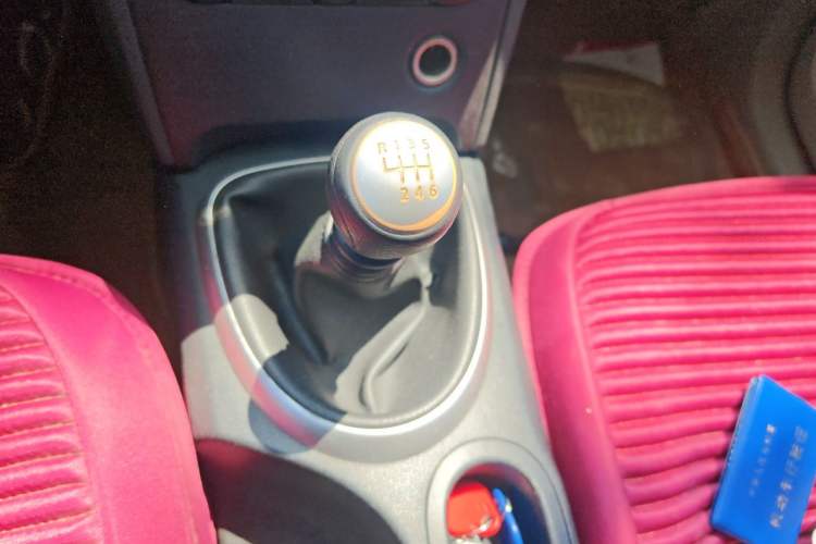 Used Nissan Qashqai 2012 2.0 XL Fire 6MT 2WD Gear Lever