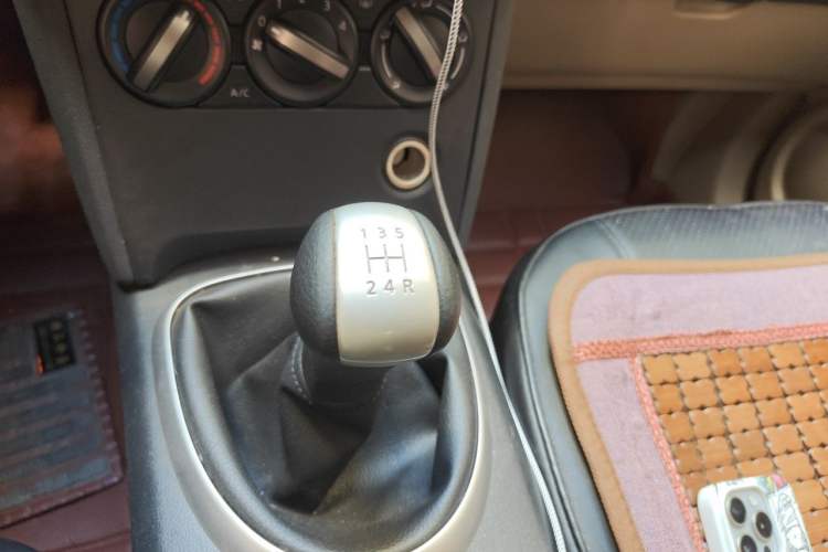 Used Nissan Qashqai 2012 1.6XE Wind 5MT 2WD Gear Lever
