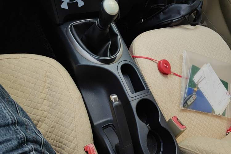Used Nissan Qashqai 2012 2.0 XL Fire 6MT 2WD Gear Lever