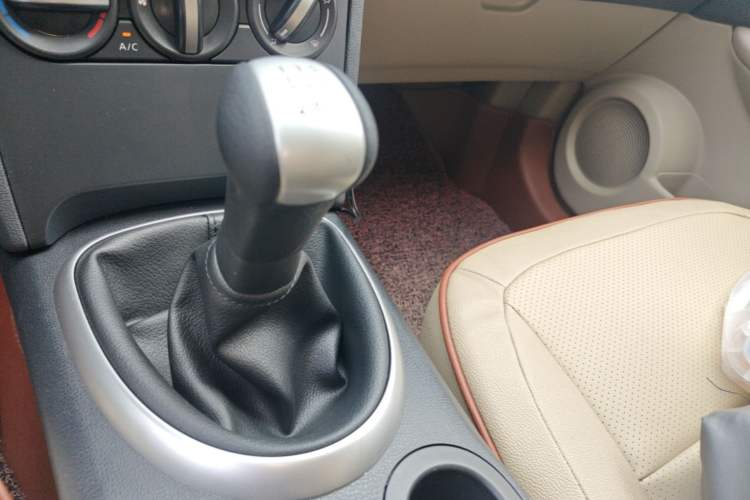 Used Nissan Qashqai 2012 1.6XE Wind 5MT 2WD Gear Lever