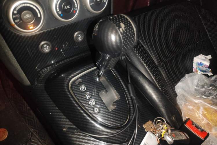 Used Nissan Qashqai 2012 2.0 XV LE CVT 2WD Gear Lever