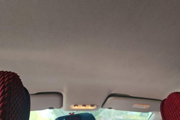 Used Nissan Qashqai 2012 2.0 XL Fire 6MT 2WD Headliner