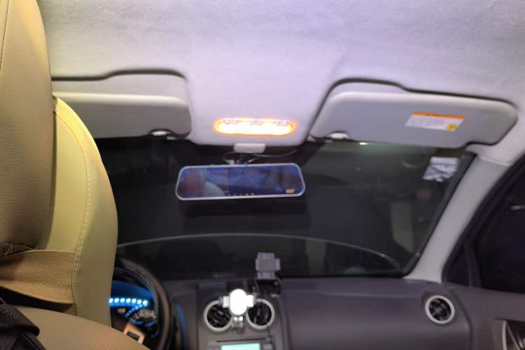 Used Nissan Qashqai 2012 2.0 XL Fire CVT 2WD Headliner