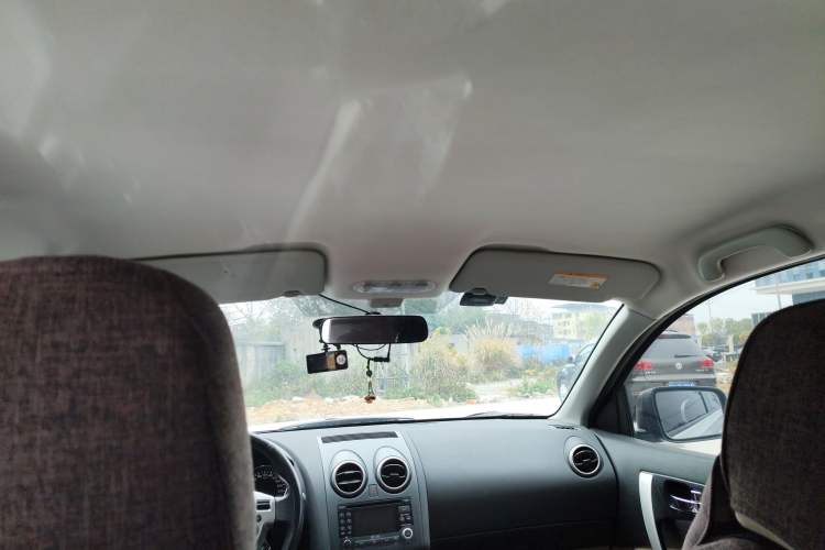 Used Nissan Qashqai 2012 2.0 XL Fire CVT 2WD Headliner