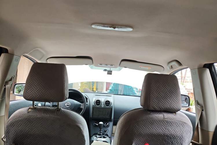 Used Nissan Qashqai 2012 2.0 XL Fire 6MT 2WD Headliner