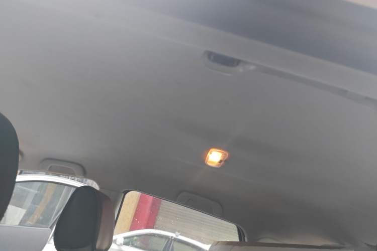 Used Nissan Qashqai 2012 2.0 XL Fire CVT 2WD Headliner