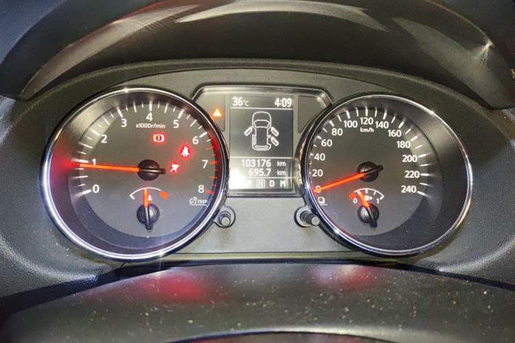 Used Nissan Qashqai 2012 2.0 XL Fire CVT 2WD Instrument Cluster