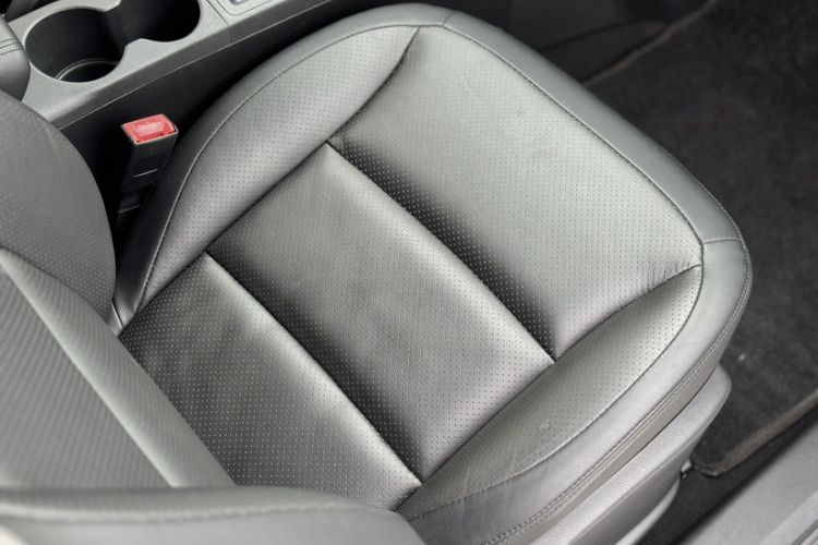 Used Nissan Qashqai 2012 2.0 XV LE CVT 2WD Interior 11