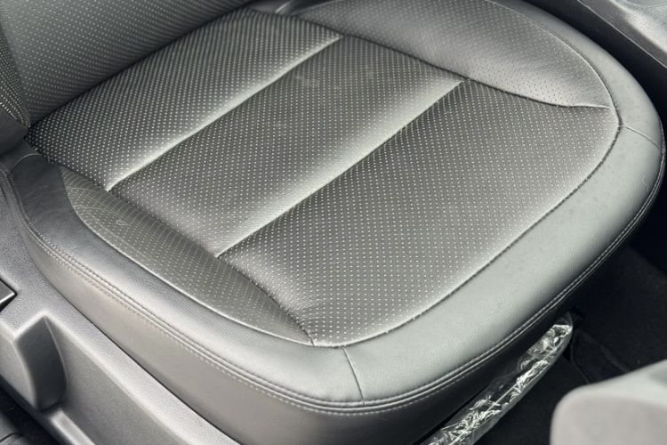 Used Nissan Qashqai 2012 2.0 XV LE CVT 2WD Interior 7