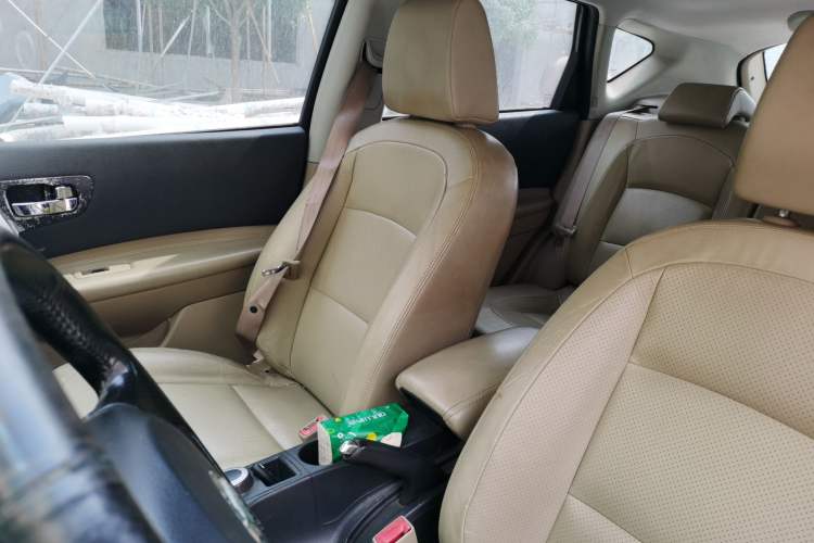 Used Nissan Qashqai 2012 2.0 XV Dragon CVT 4WD Left Front Seat