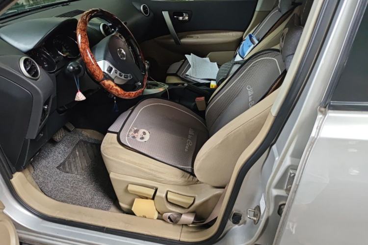 Used Nissan Qashqai 2012 2.0 XL Fire CVT 2WD Left Front Seat