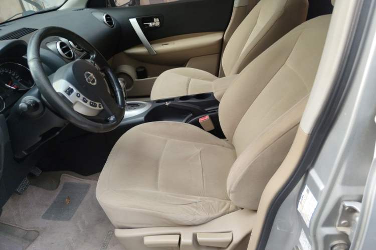Used Nissan Qashqai 2012 2.0 XL Fire CVT 2WD Left Front Seat