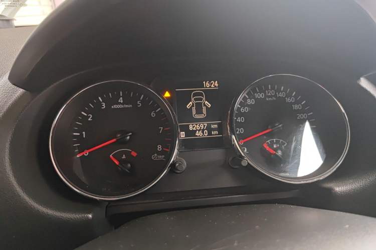 Used Nissan Qashqai 2012 2.0 XL Fire CVT 2WD Odometer Close Up
