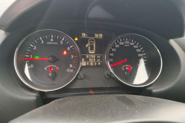Used Nissan Qashqai 2012 2.0 XL Fire CVT 2WD Odometer Close Up