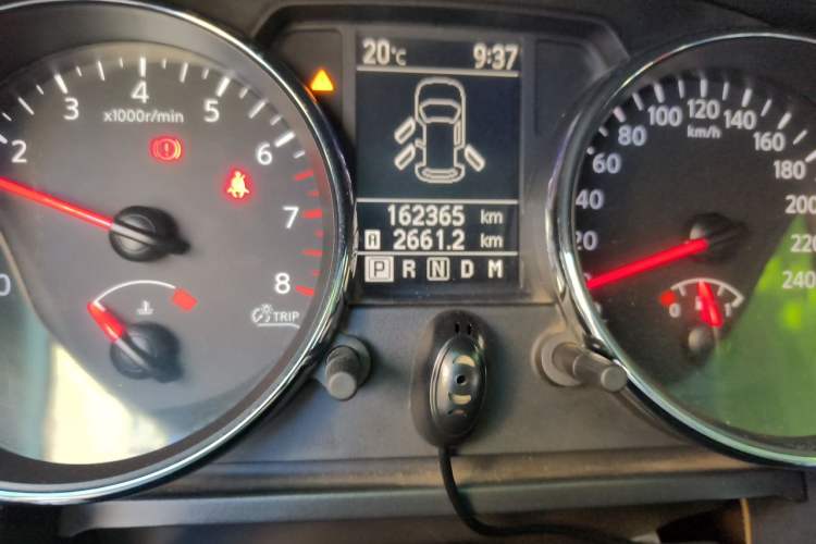 Used Nissan Qashqai 2012 2.0 XV LE CVT 2WD Odometer Close Up