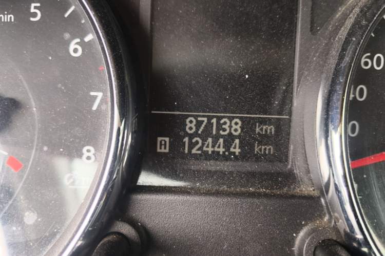 Used Nissan Qashqai 2012 2.0 XL Fire 6MT 2WD Odometer Close Up