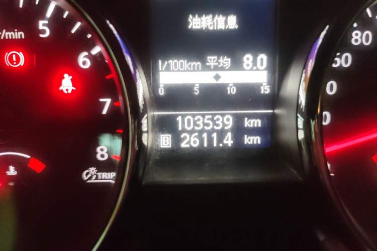 Used Nissan Qashqai 2012 1.6XE Wind 5MT 2WD Odometer Close Up
