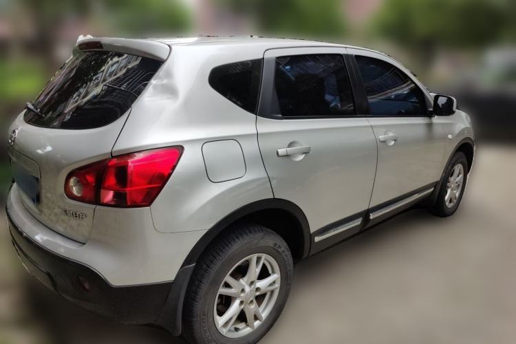 Used Nissan Qashqai 2012 1.6XE Wind 5MT 2WD Rear Right 45 Deg