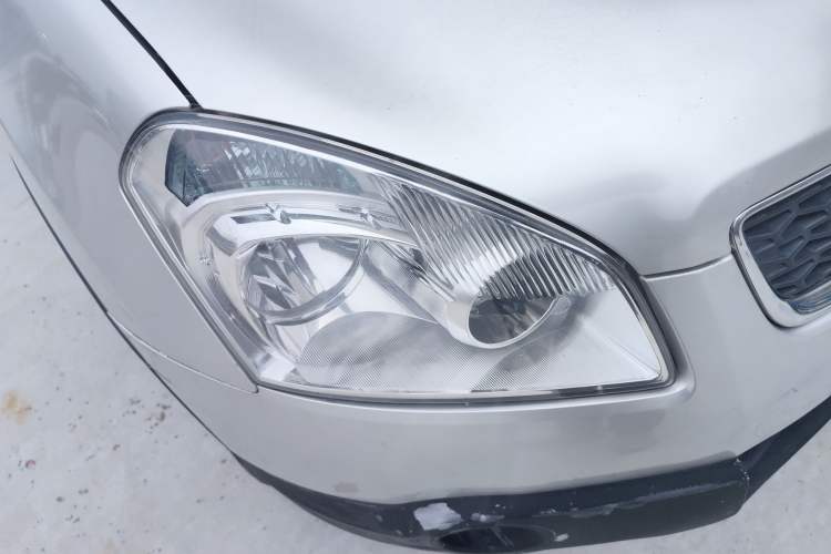 Used Nissan Qashqai 2012 2.0 XL Fire CVT 2WD Right Front Headlight