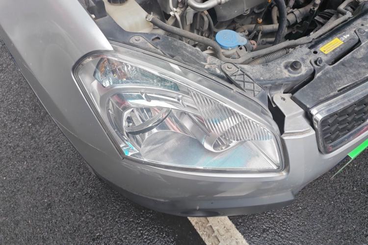 Used Nissan Qashqai 2012 2.0 XL Fire CVT 2WD Right Front Headlight