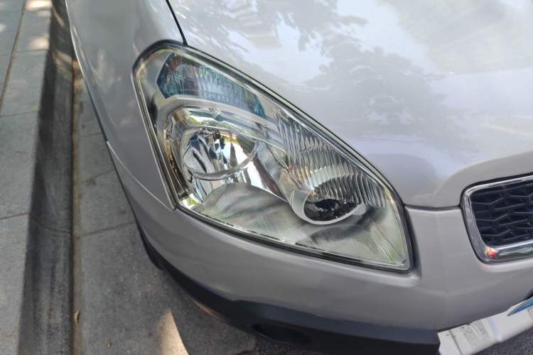 Used Nissan Qashqai 2012 2.0 XL Fire CVT 2WD Right Front Headlight