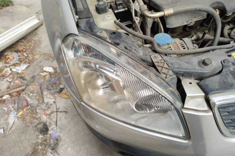 Used Nissan Qashqai 2012 2.0 XL Fire CVT 2WD Right Front Headlight