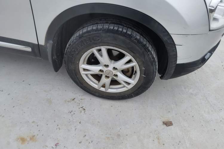 Used Nissan Qashqai 2012 2.0 XL Fire CVT 2WD Right Front Wheel Hub