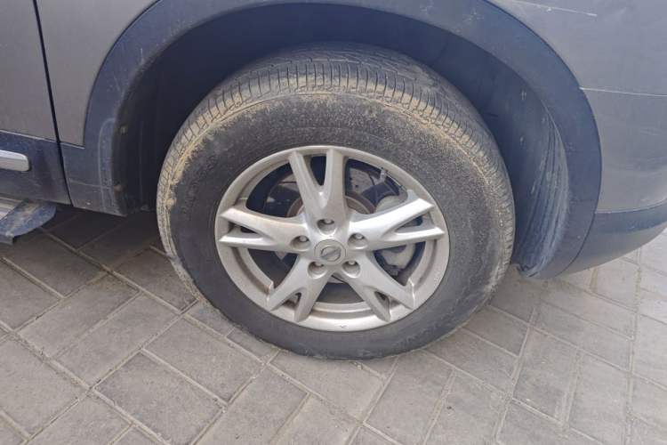 Used Nissan Qashqai 2012 1.6XE Wind 5MT 2WD Right Front Wheel Hub