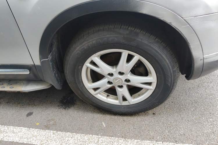 Used Nissan Qashqai 2012 2.0 XL Fire CVT 2WD Right Front Wheel Hub