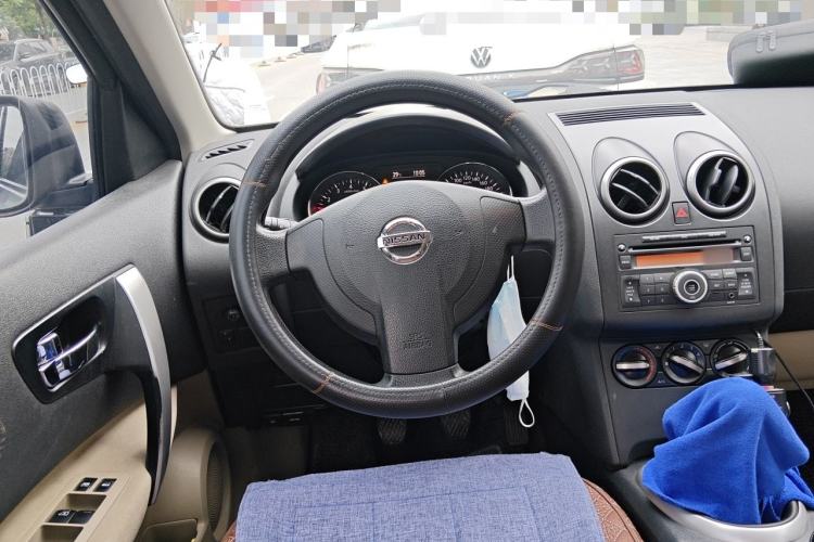Used Nissan Qashqai 2012 2.0 XL Fire 6MT 2WD Steering Wheel