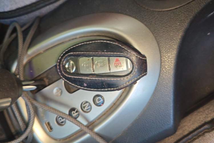 Used Nissan Qashqai 2012 2.0 XL Fire CVT 2WD Vehicle Key