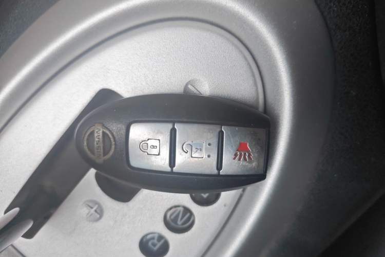 Used Nissan Qashqai 2012 2.0 XL Fire CVT 2WD Vehicle Key
