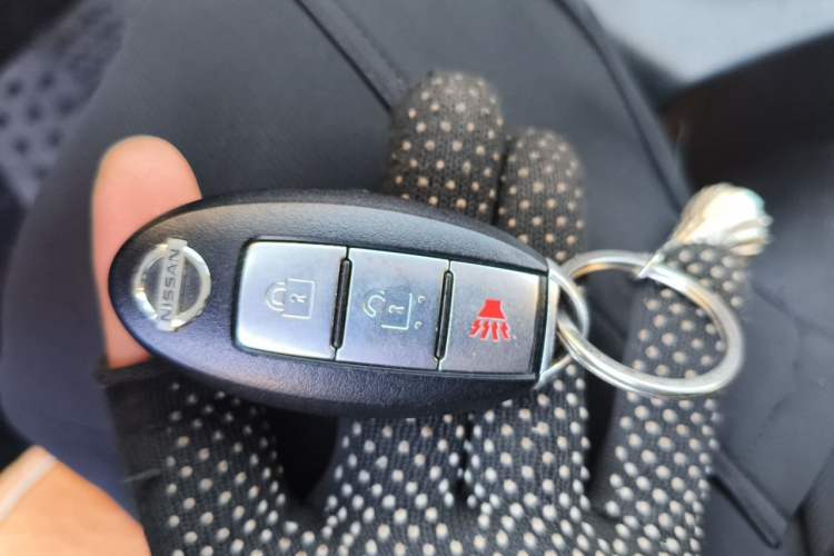 Used Nissan Qashqai 2012 2.0 XL Fire CVT 2WD Vehicle Key