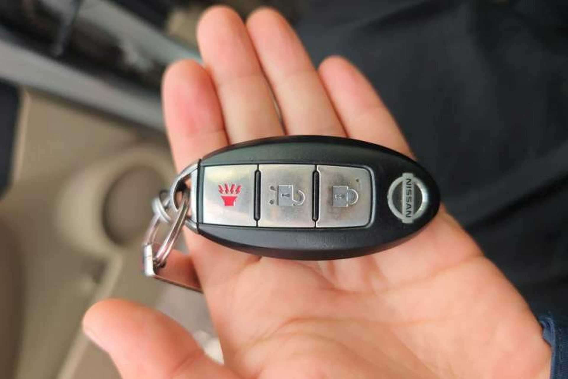 Used Nissan Qashqai 2012 2.0 XL Fire CVT 2WD Vehicle Key