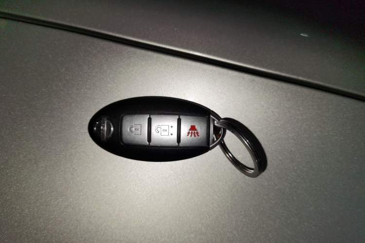 Used Nissan Qashqai 2012 2.0 XL Fire CVT 2WD Vehicle Key