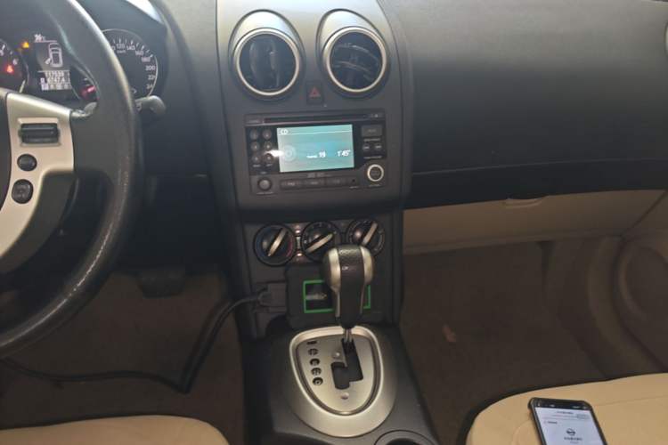 Used Nissan Qashqai 2012 2.0 XL Fire CVT 2WD Audio And AC Panel