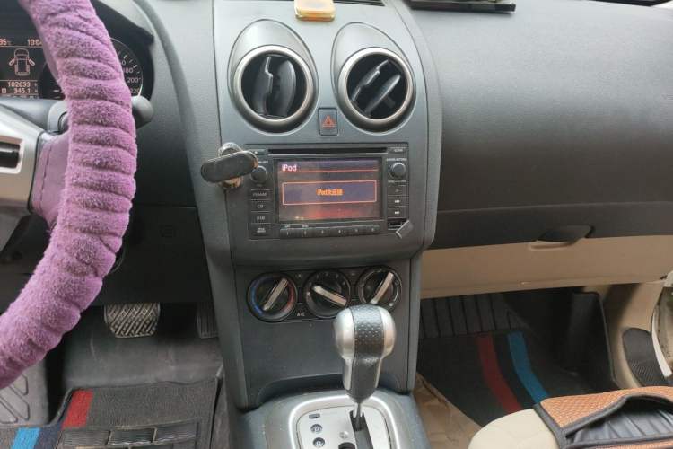Used Nissan Qashqai 2012 2.0 XL Fire CVT 2WD Audio And AC Panel